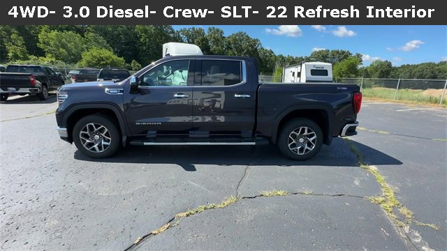 Certified 2022 GMC Sierra 1500 SLT w/ SLT Premium Plus Package image 6