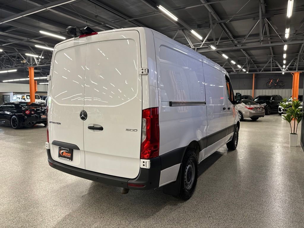 Used 2022 Mercedes-Benz Sprinter 1500 image 3