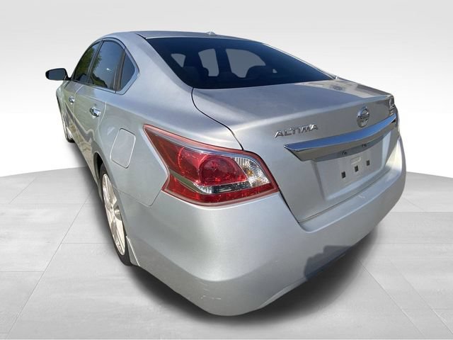 Used 2013 Nissan Altima 3.5 SV FWD image 7