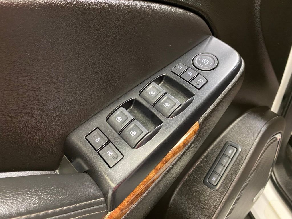 Used 2019 Chevrolet Suburban Premier image 19