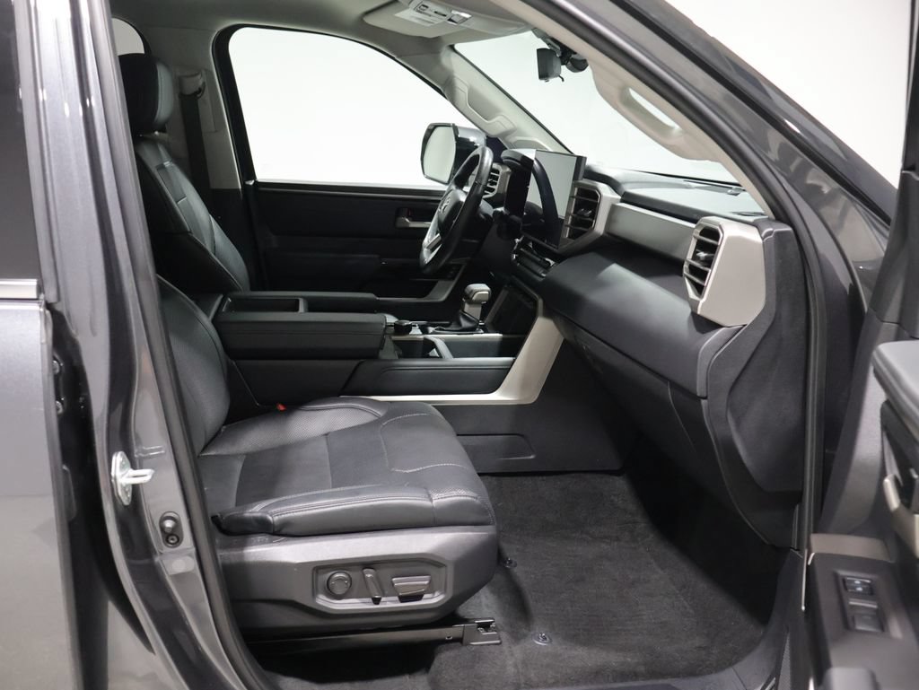 Used 2023 Toyota Tundra Limited AWD/4WD image 22