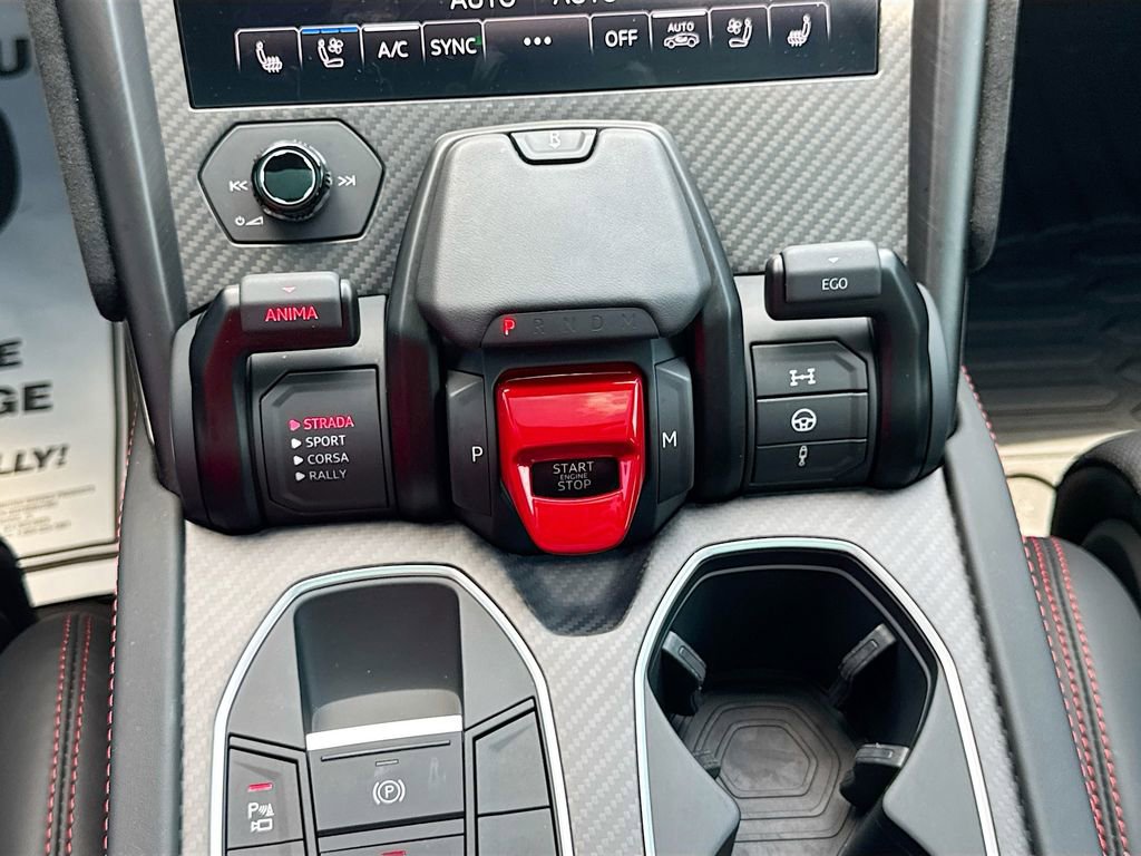 Used 2024 Lamborghini Urus Performante image 17
