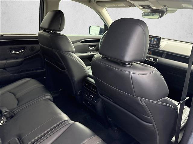 Used 2025 Honda Pilot Touring image 26