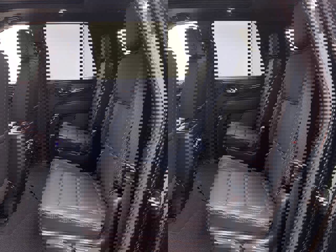 Used 2024 GMC Yukon Denali image 16