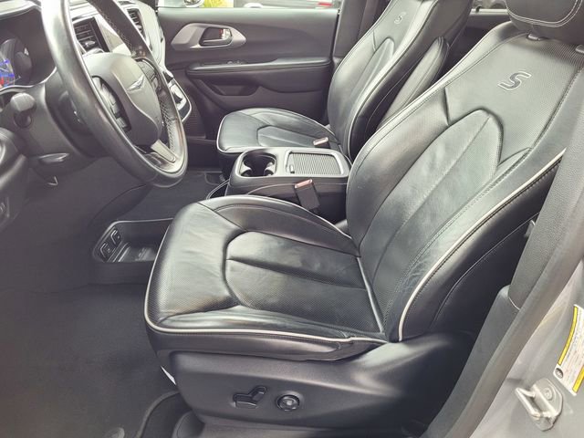 Certified 2019 Chrysler Pacifica Limited w/ Advanced Safetytec Group image 14