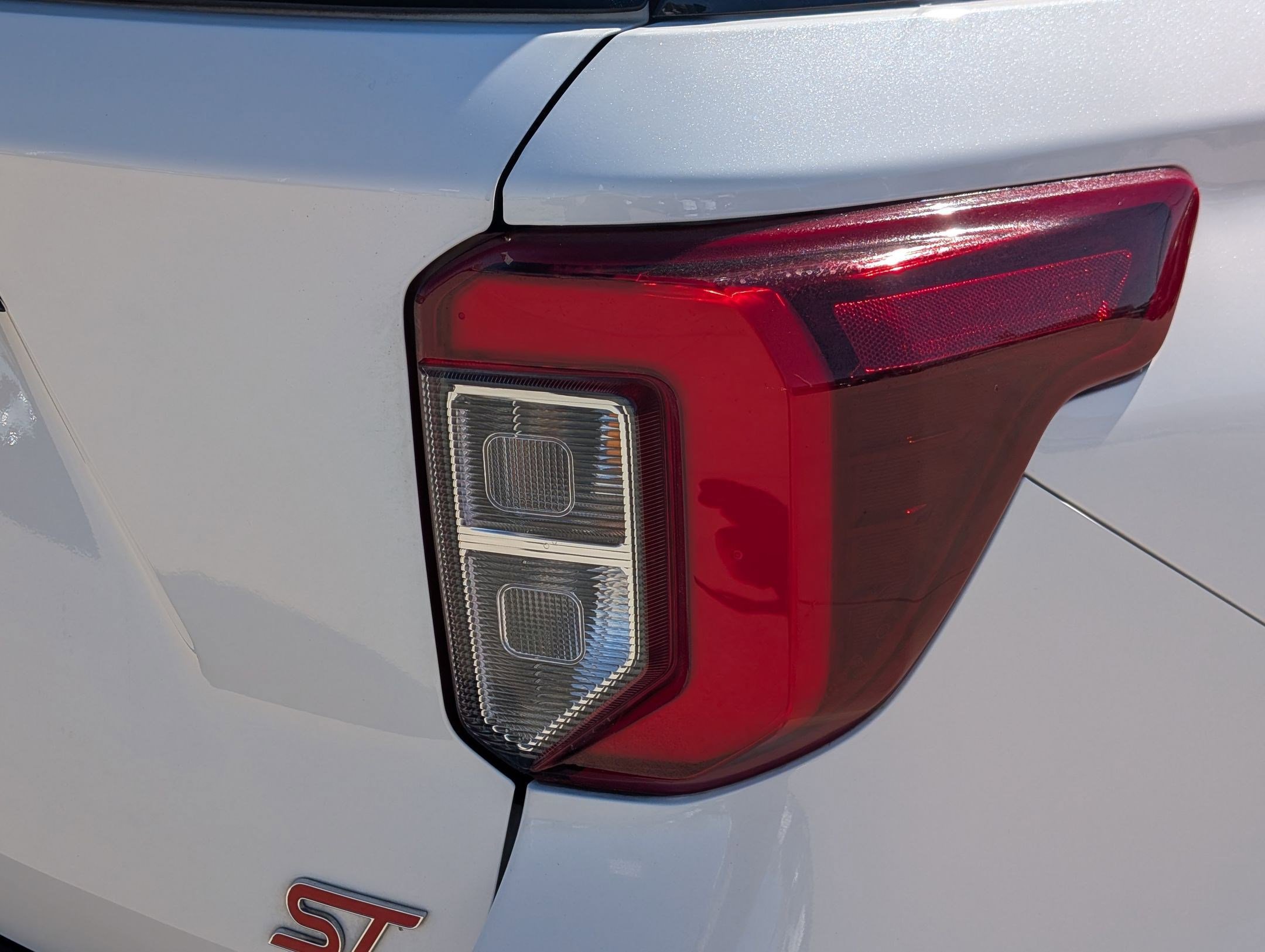 Used 2022 Ford Explorer ST w/ Equipment Group 401A image 12