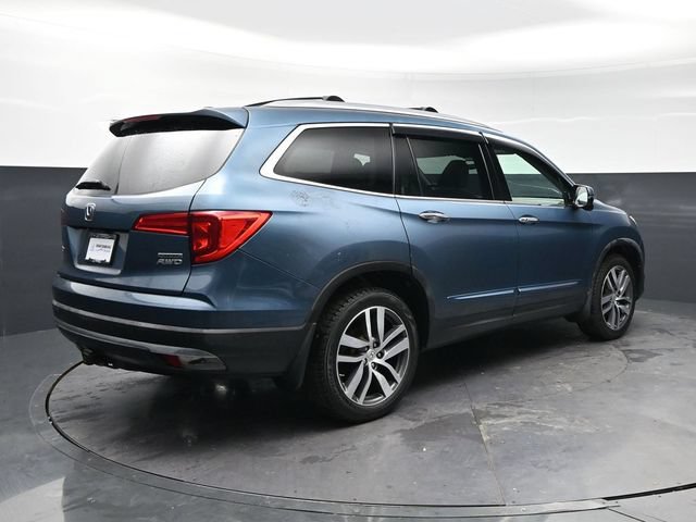 Used 2017 Honda Pilot Touring image 5