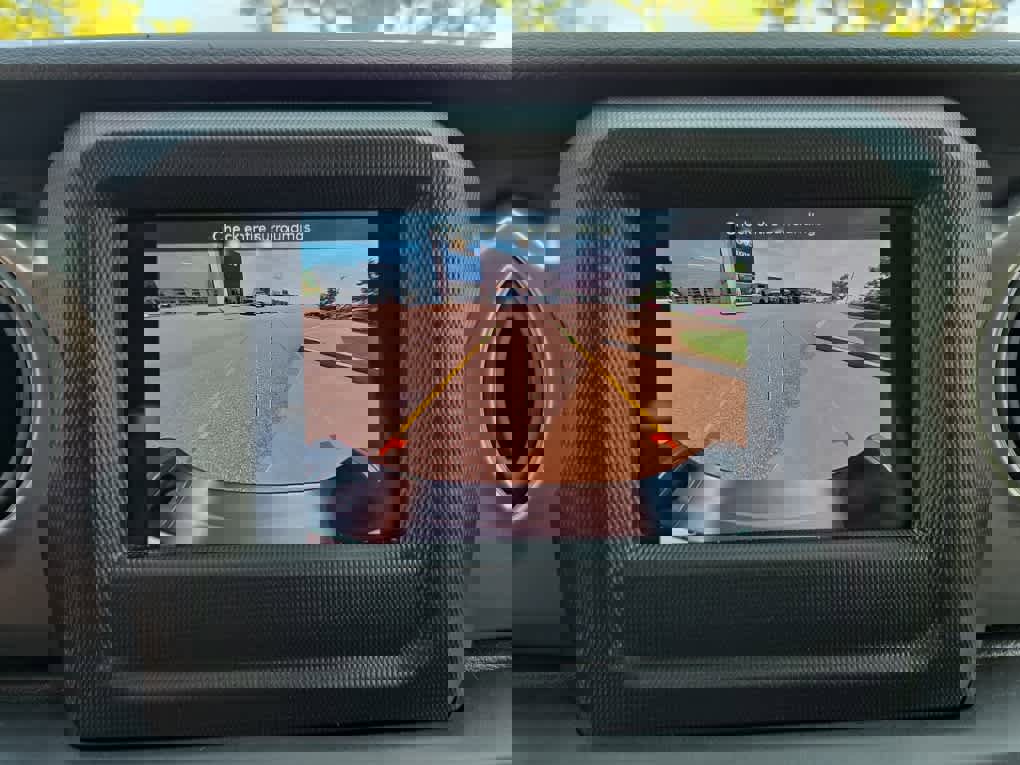 Used 2021 Jeep Gladiator Sport image 36