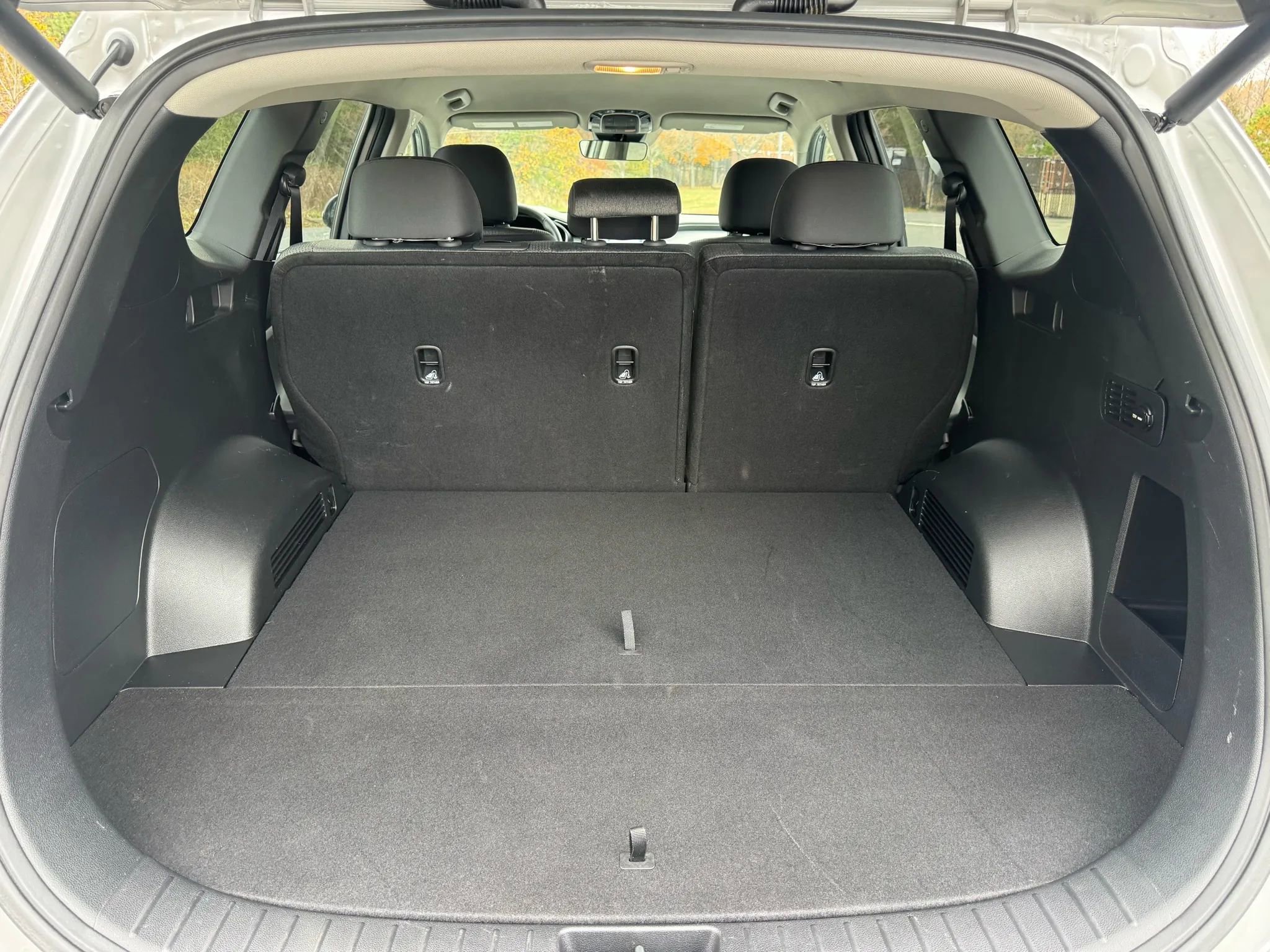 Used 2023 Hyundai Santa Fe SEL image 19