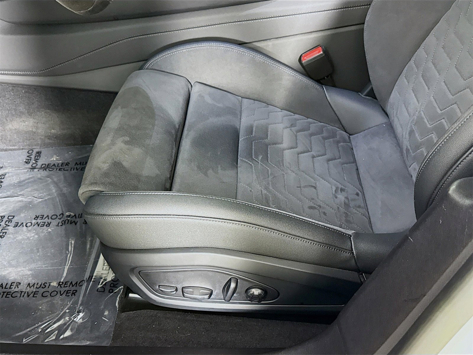 Certified 2022 Audi e-tron GT Premium Plus image 19