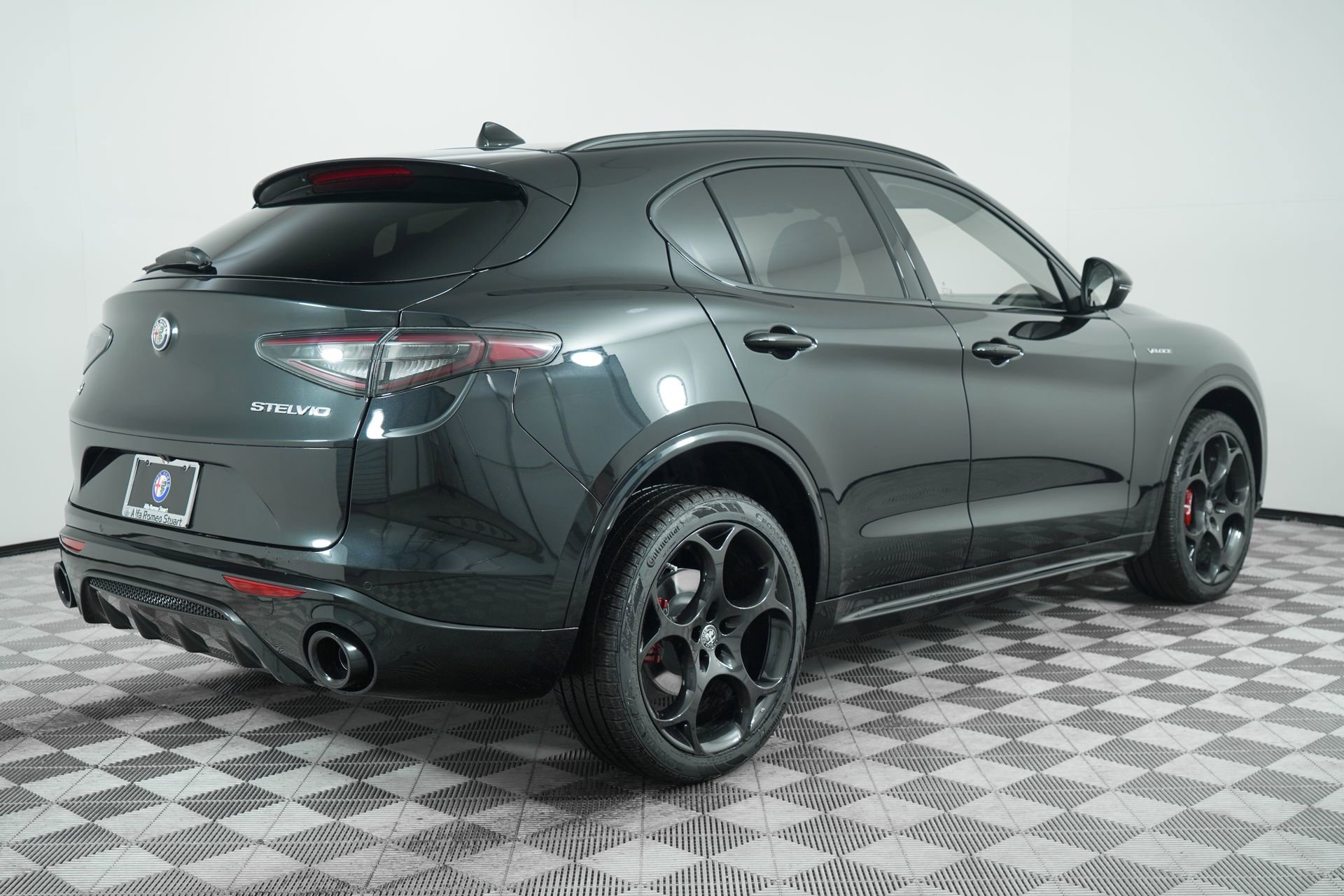 New 2025 Alfa Romeo Stelvio Sprint w/ Veloce Package image 10