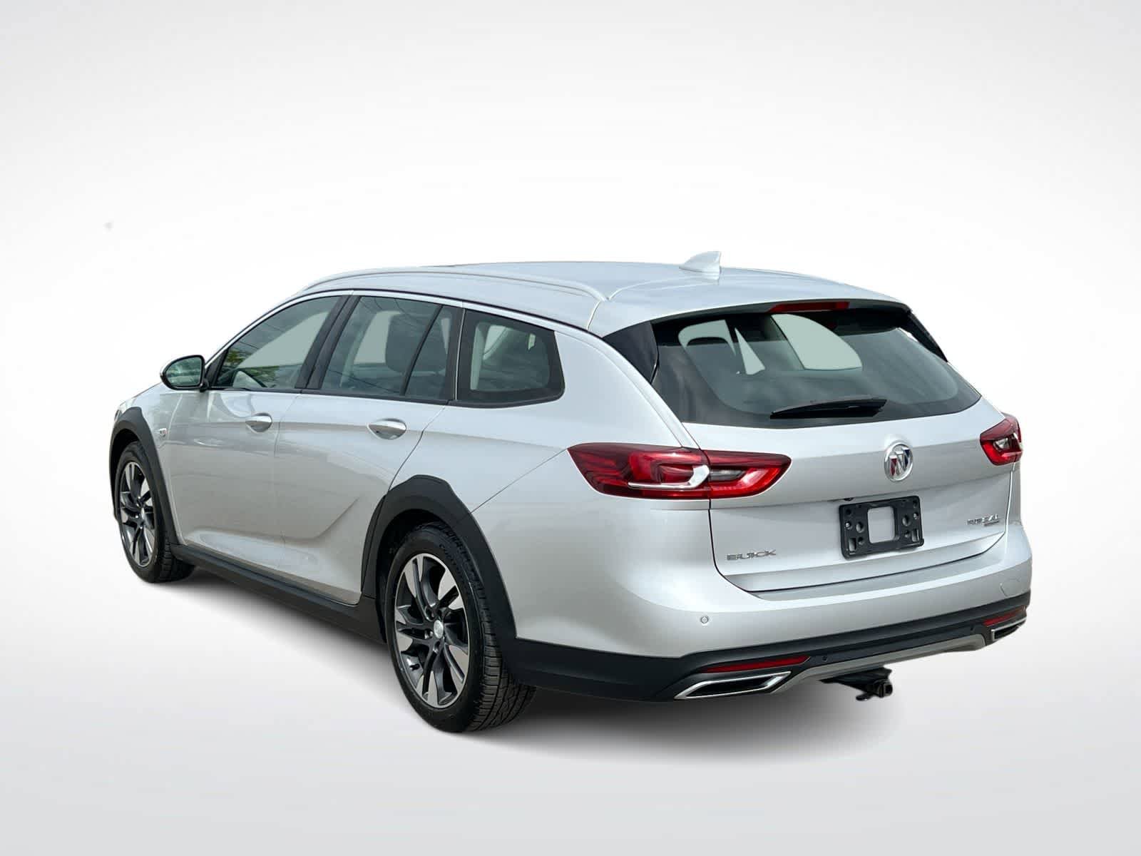 Used 2018 Buick Regal Essence w/ Driver Confidence Package #1 AWD/4WD image 6