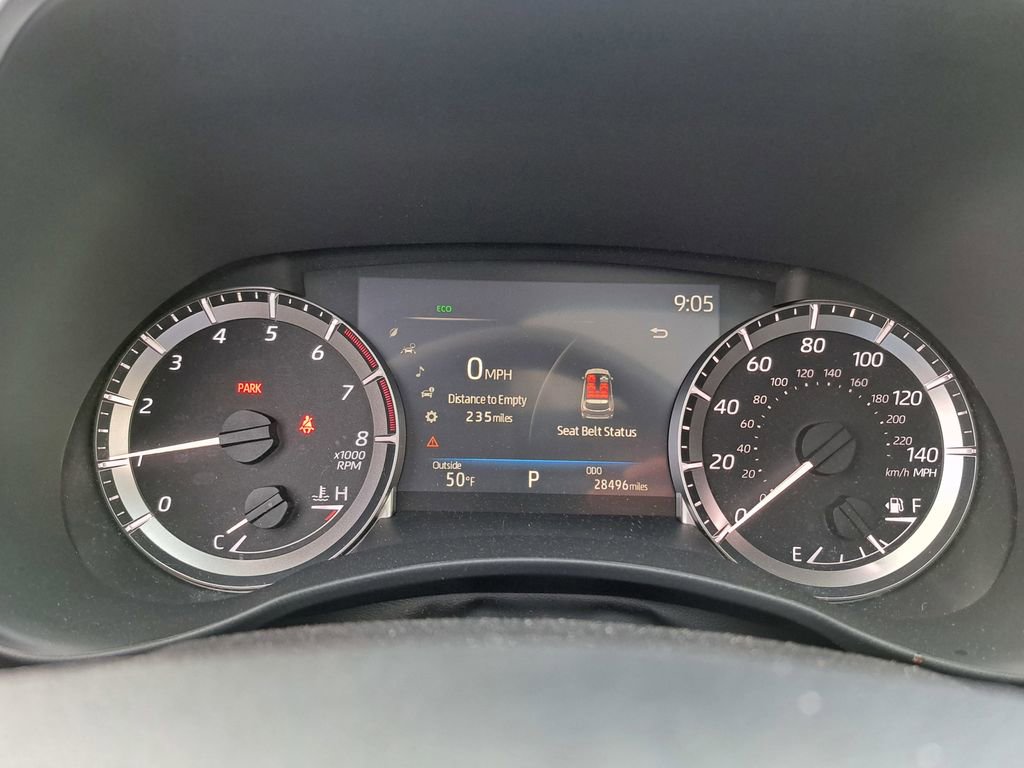 Used 2023 Toyota Highlander XLE image 8