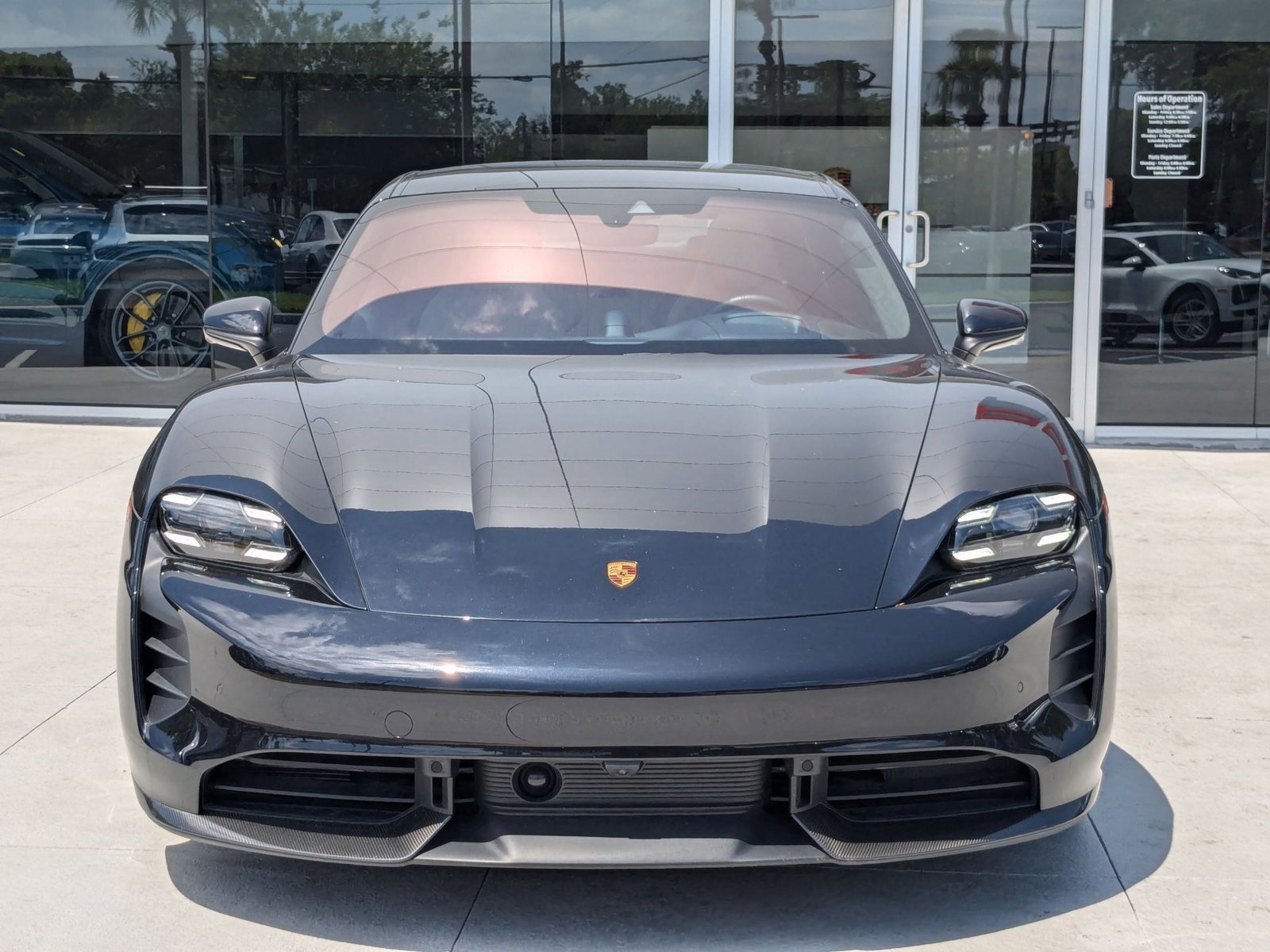 New 2023 Porsche Taycan Turbo image 6