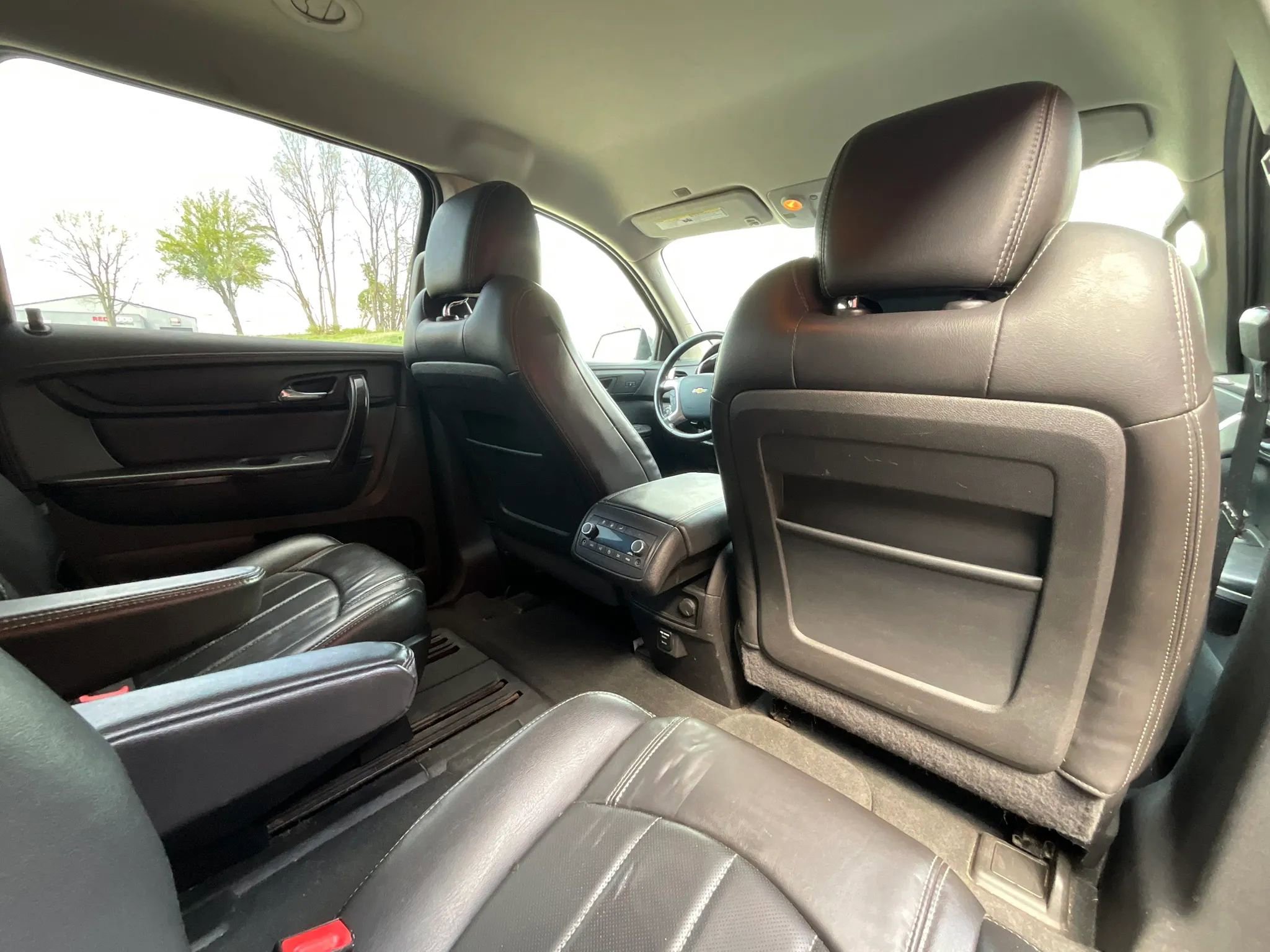 Used 2016 Chevrolet Traverse LTZ AWD/4WD image 14