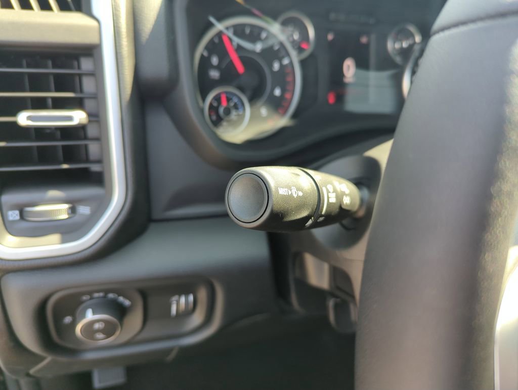 New 2026 RAM 2500 Big Horn AWD/4WD image 21