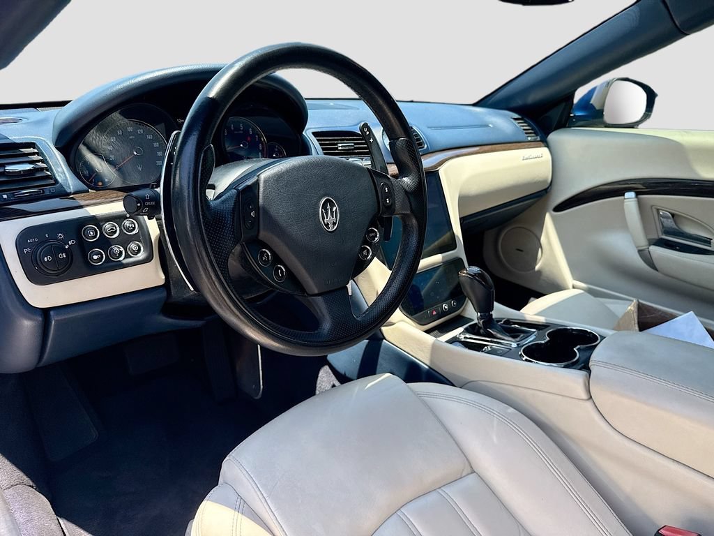 Used 2012 Maserati GranTurismo Convertible RWD image 10