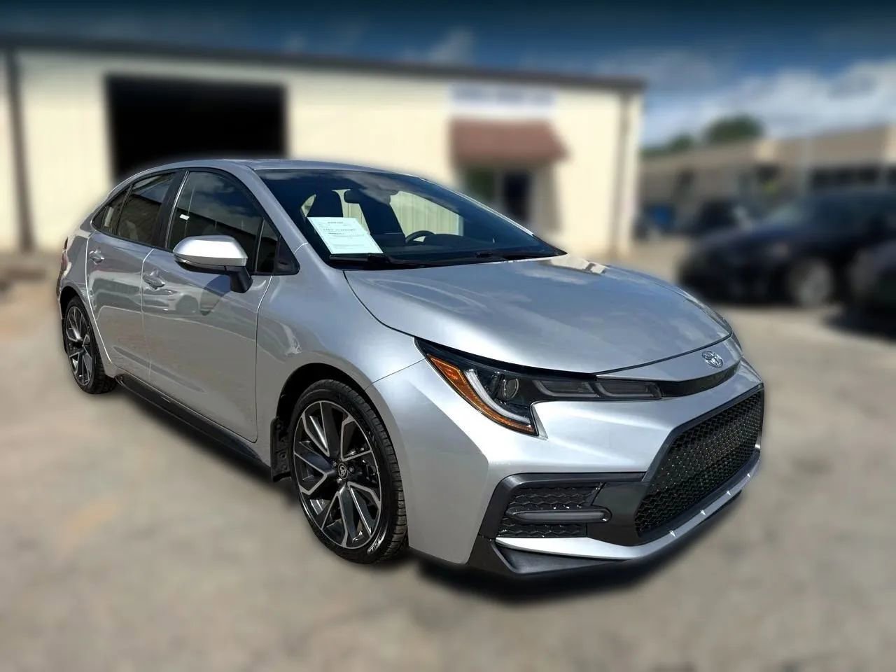 Used 2022 Toyota Corolla SE w/ SE Premium Package image 8