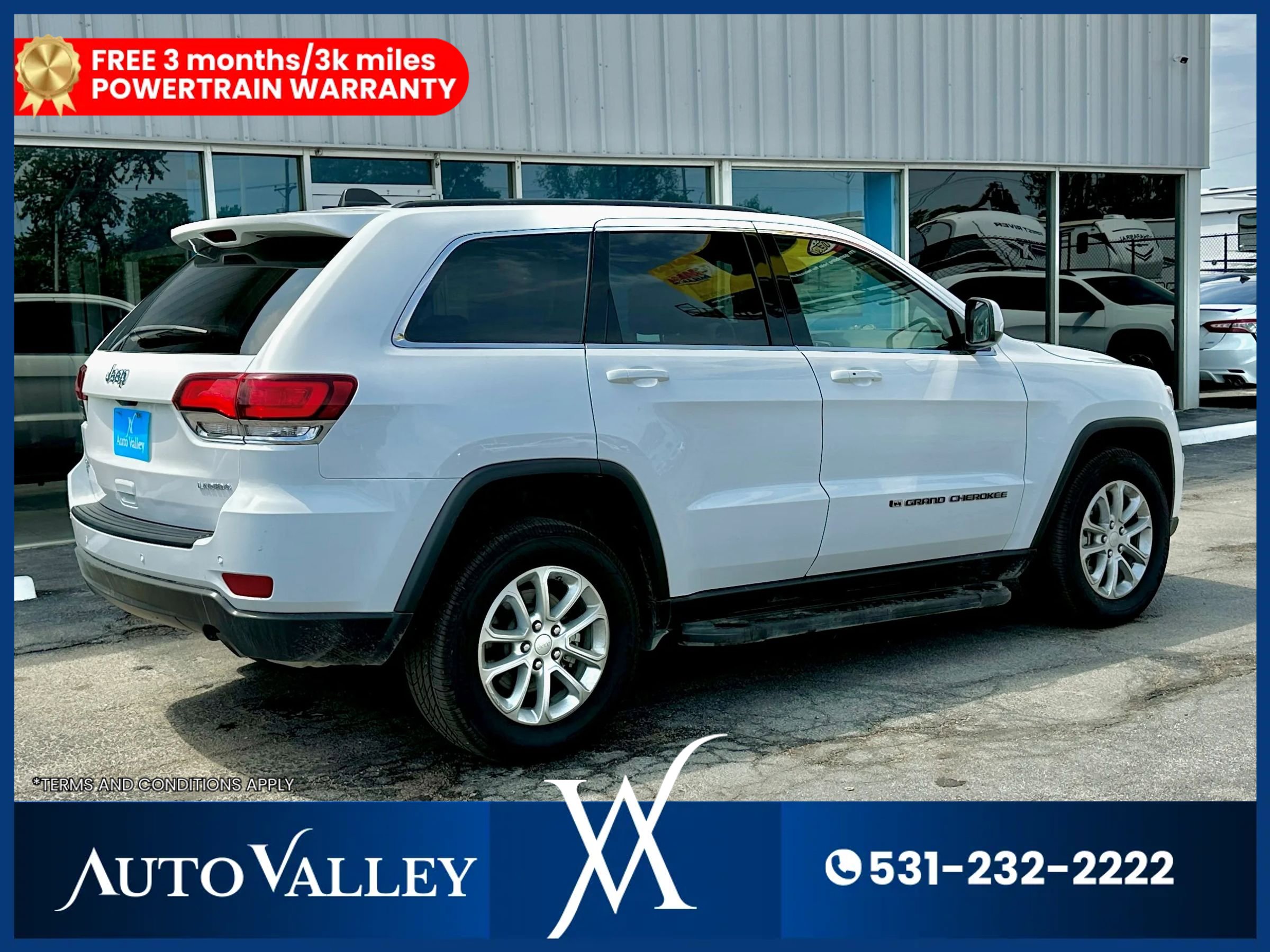 Used 2022 Jeep Grand Cherokee Laredo E image 7