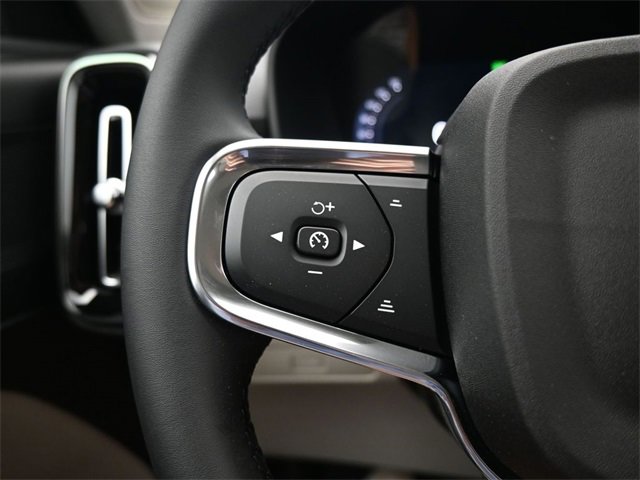New 2026 Volvo XC40 B5 Plus w/ Protection Package Premier image 25