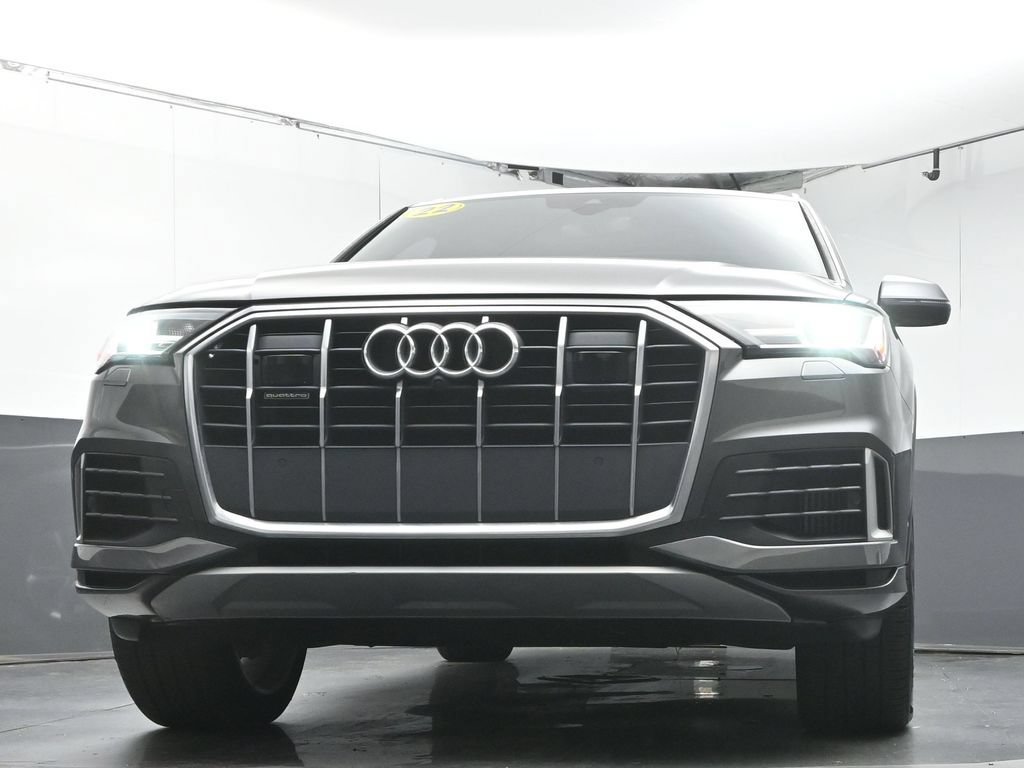 Used 2022 Audi Q7 3.0T Premium Plus w/ Premium Plus Package AWD/4WD image 35