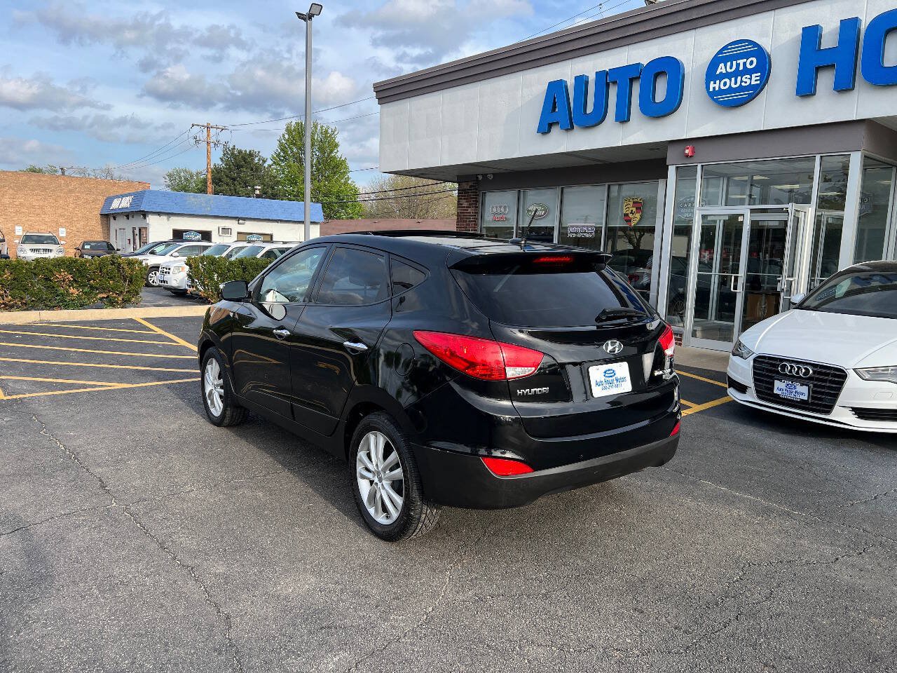Used 2013 Hyundai Tucson Limited w/ Premium Pkg FWD image 11
