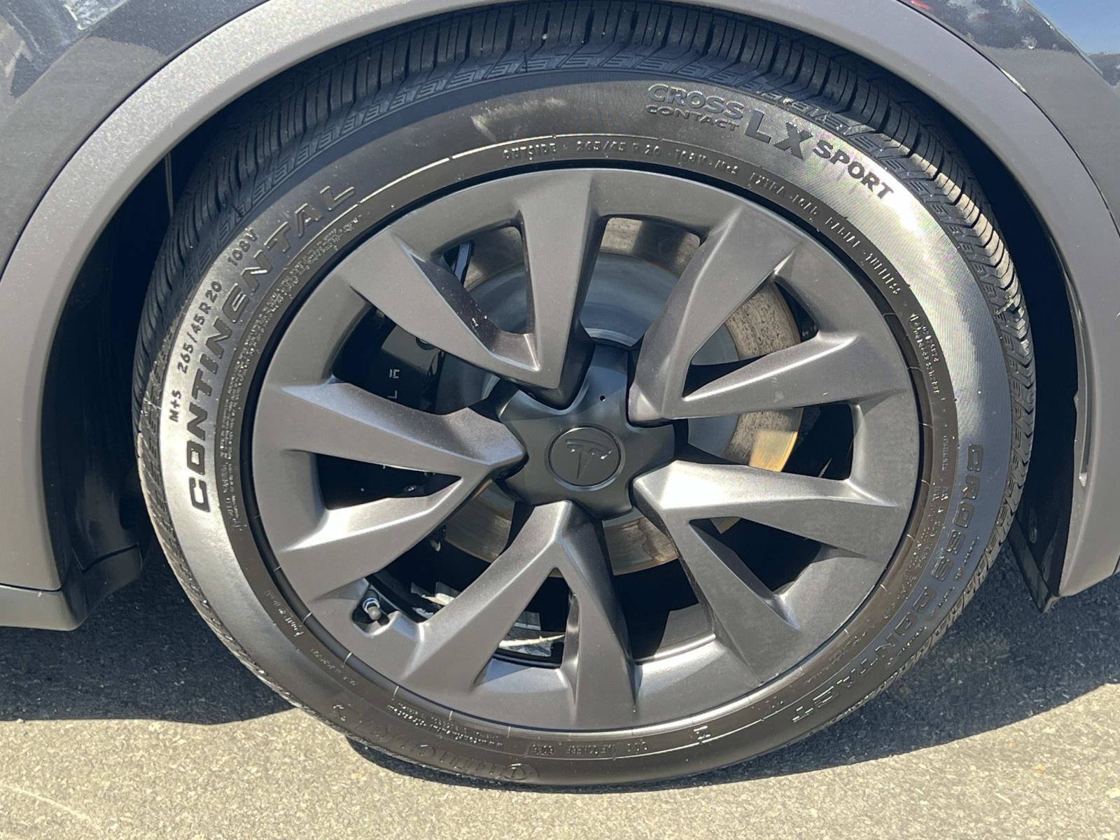 Used 2024 Tesla Model X AWD/4WD image 29