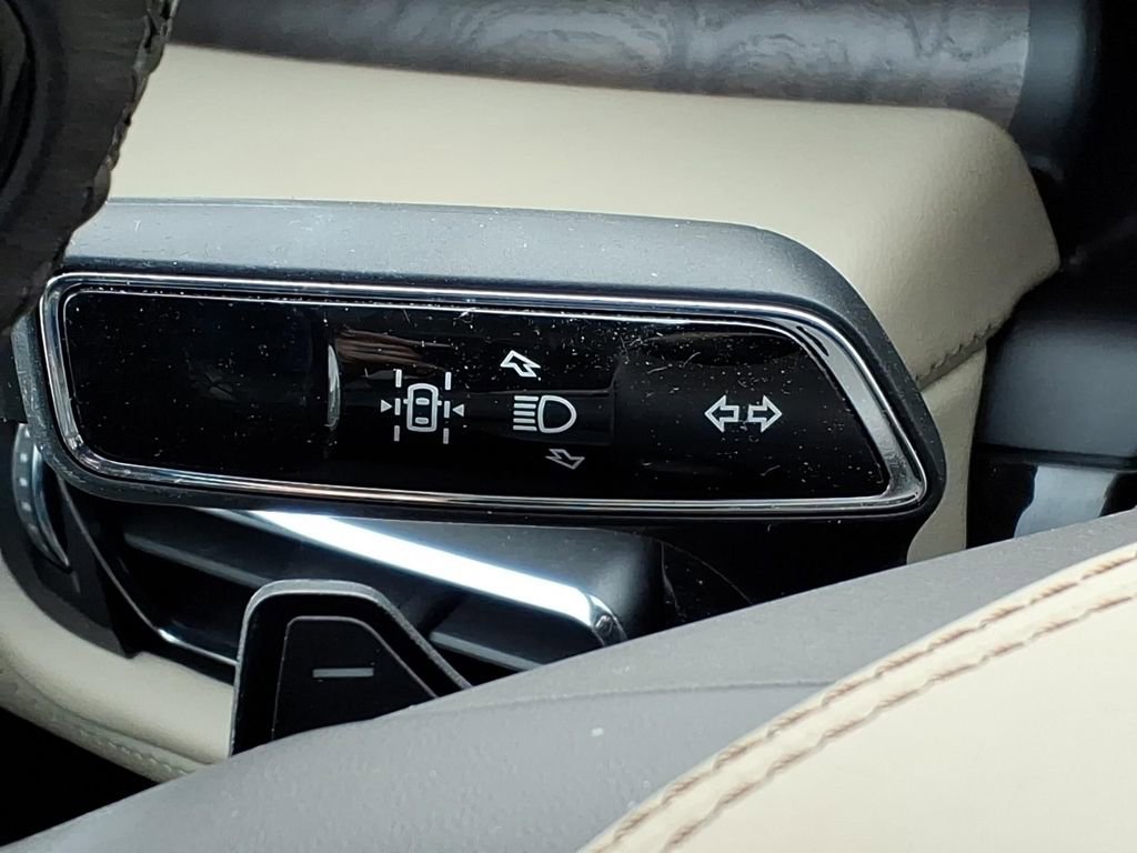 Certified 2020 Lincoln Aviator Reserve w/ Equipment Group 202A image 29