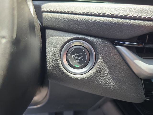 Certified 2025 Cadillac XT4 Premium Luxury FWD image 26