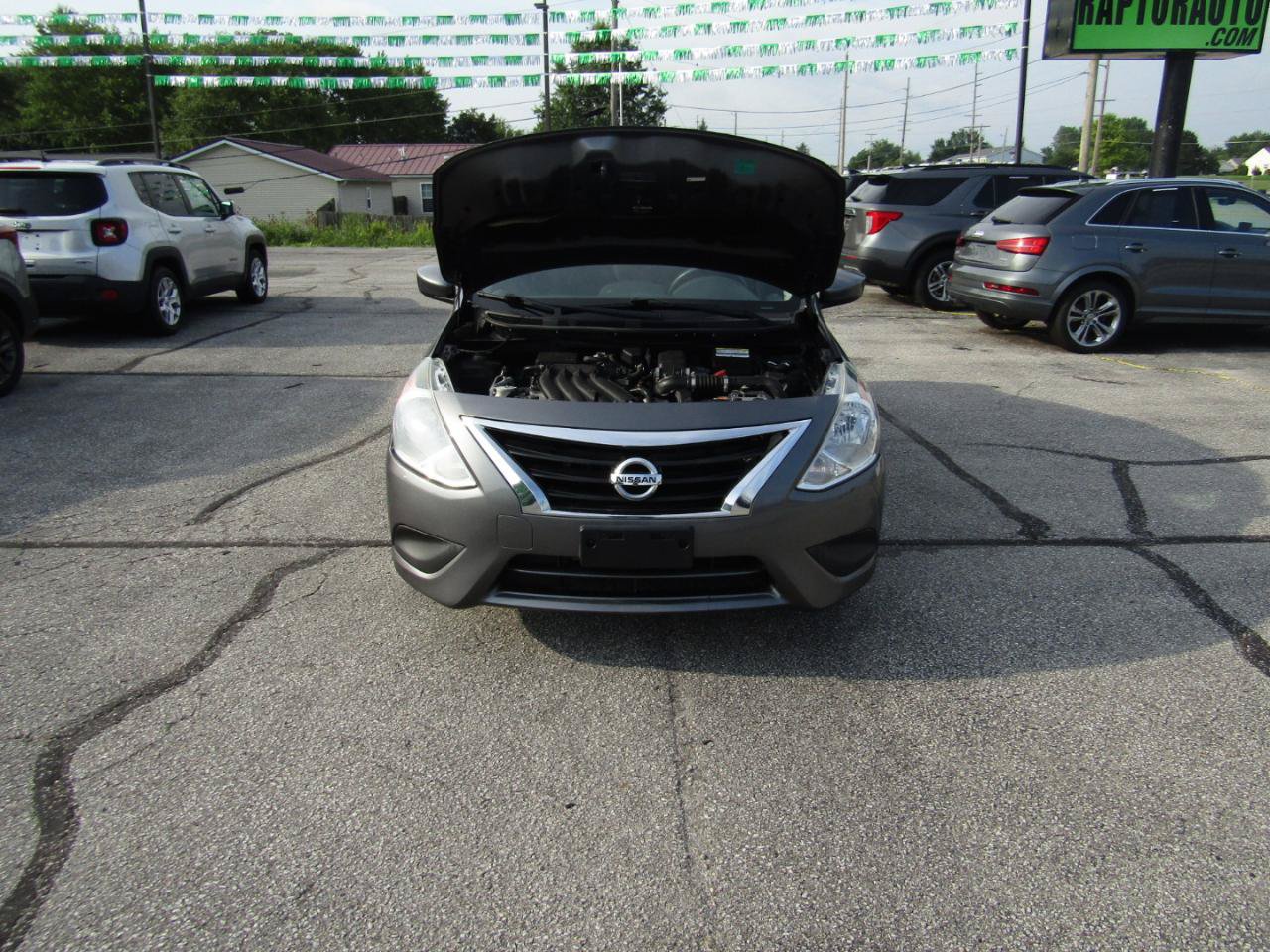 Used 2018 Nissan Versa S Plus FWD image 23