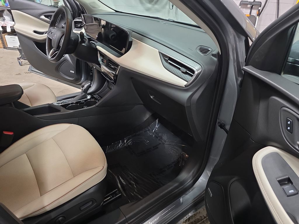 Certified 2024 Buick Encore GX Avenir w/ Avenir Convenience Package image 10
