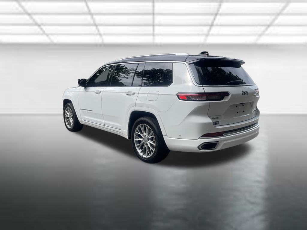 Used 2024 Jeep Grand Cherokee L Summit AWD/4WD image 3