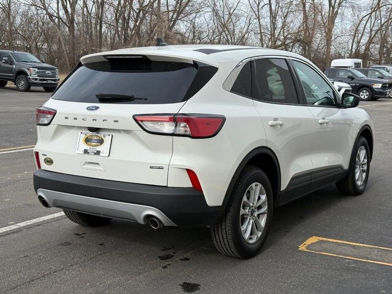 Certified 2022 Ford Escape SE w/ Cold Weather Package image 6