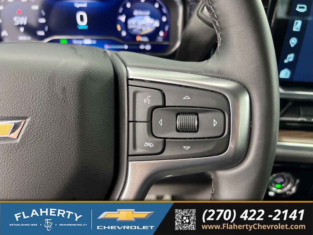 Used 2024 Chevrolet Silverado 1500 LT AWD/4WD image 24