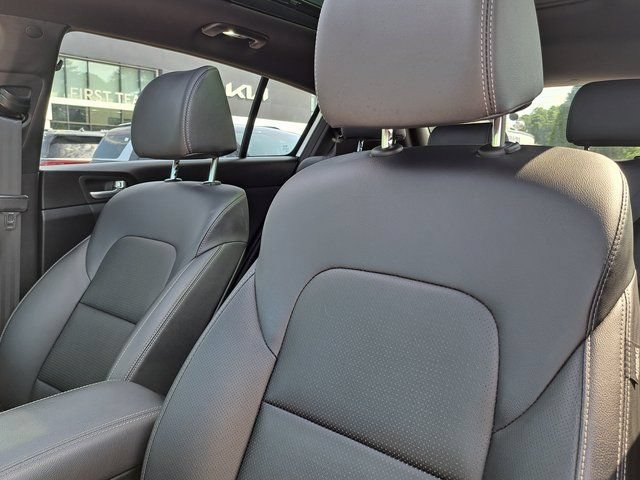 Used 2022 Kia Sportage Nightfall Edition w/ Nighfall AWD Premium Package image 23