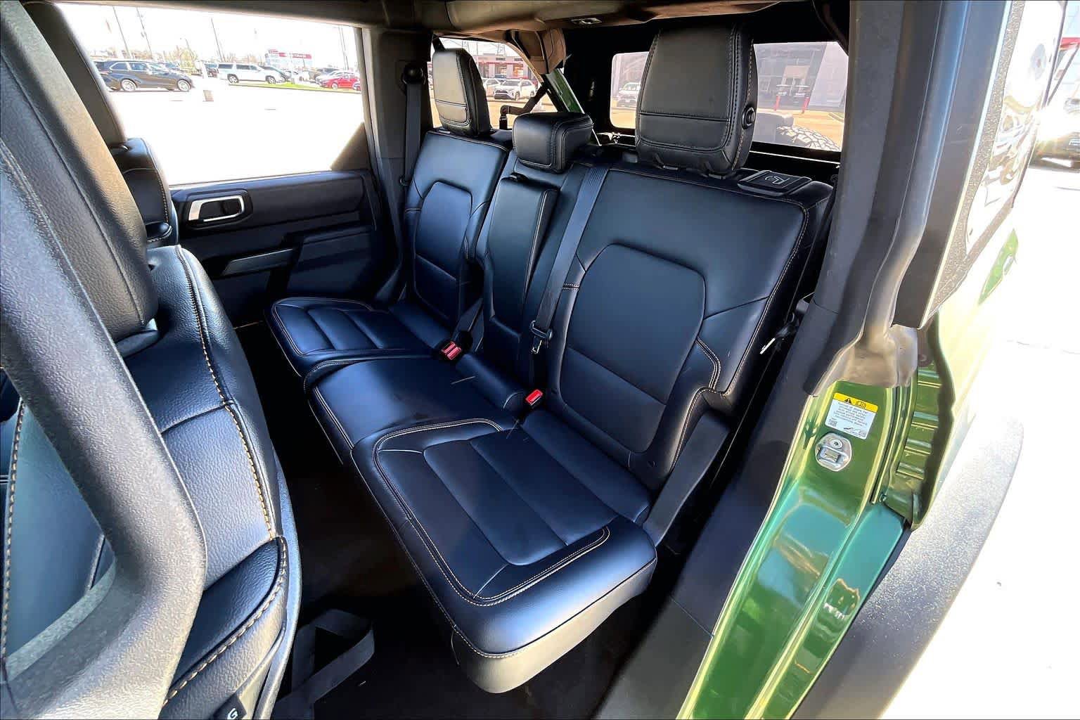 Used 2024 Ford Bronco Badlands AWD/4WD image 44