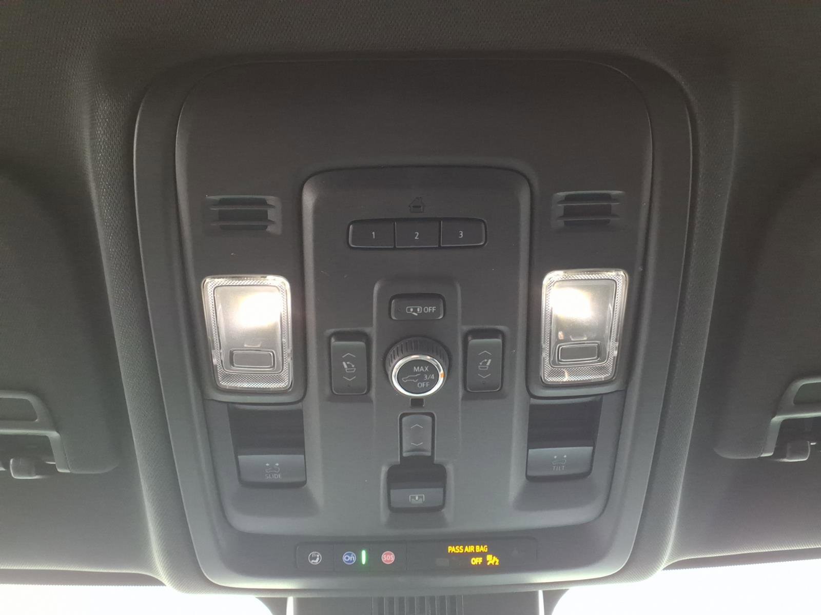 Used 2023 Chevrolet Suburban High Country AWD/4WD image 23