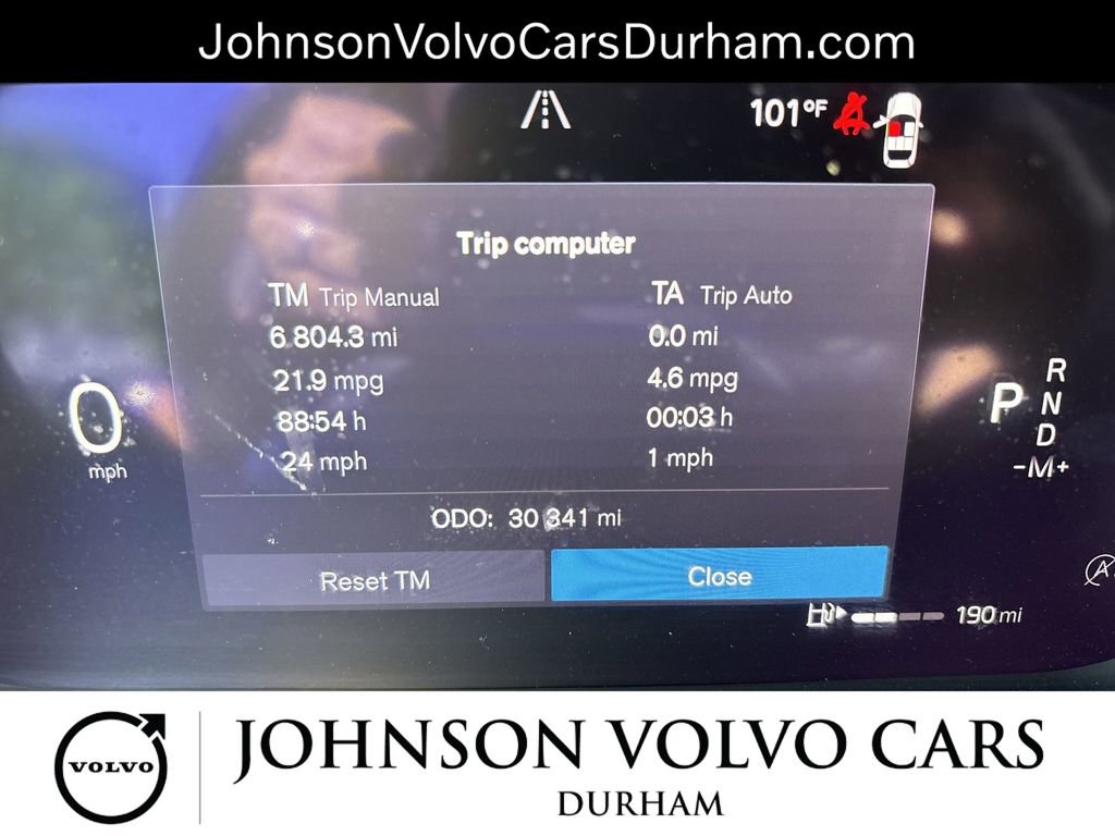 Used 2023 Volvo XC60 B5 Plus image 10