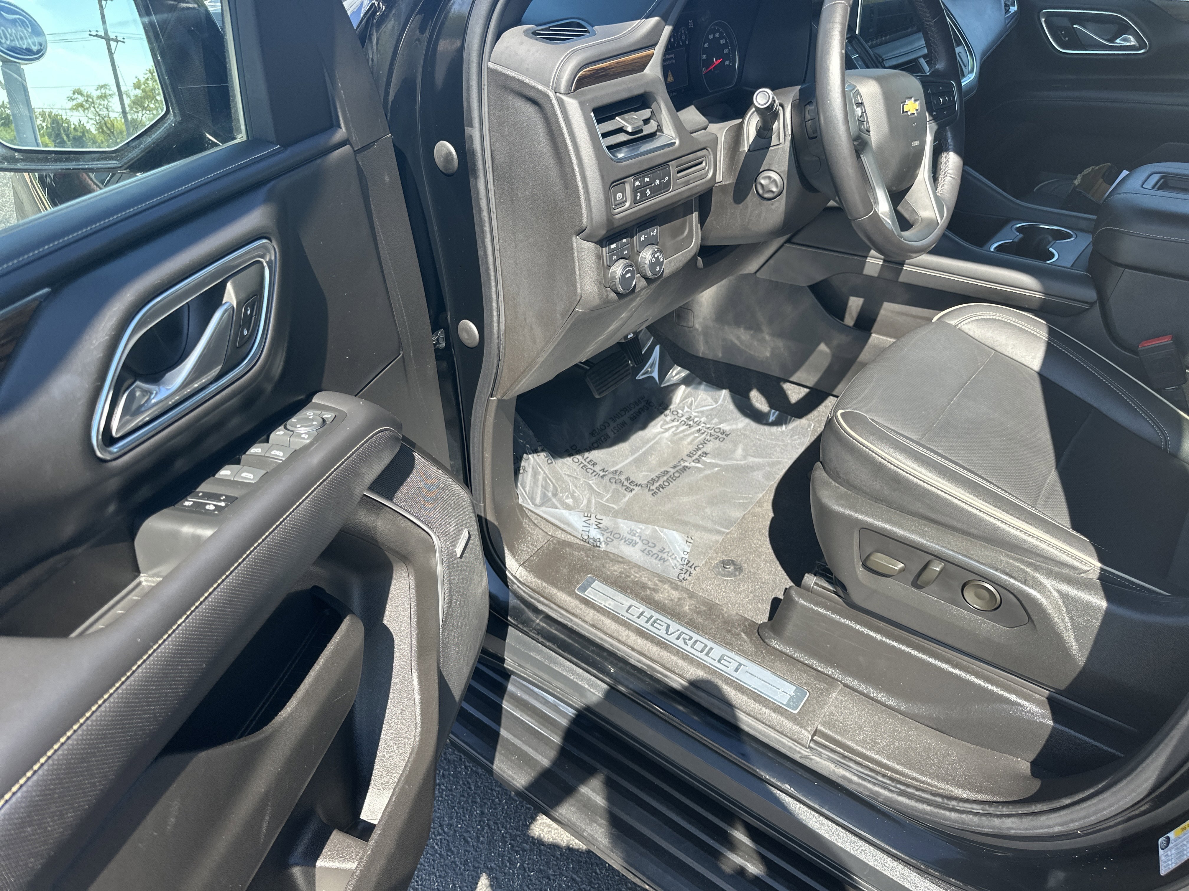 Used 2021 Chevrolet Tahoe Premier image 10