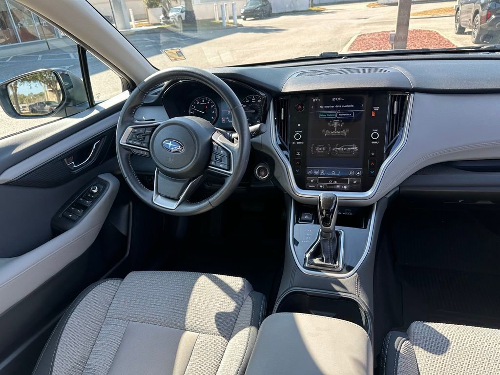 Used 2025 Subaru Outback Premium image 21