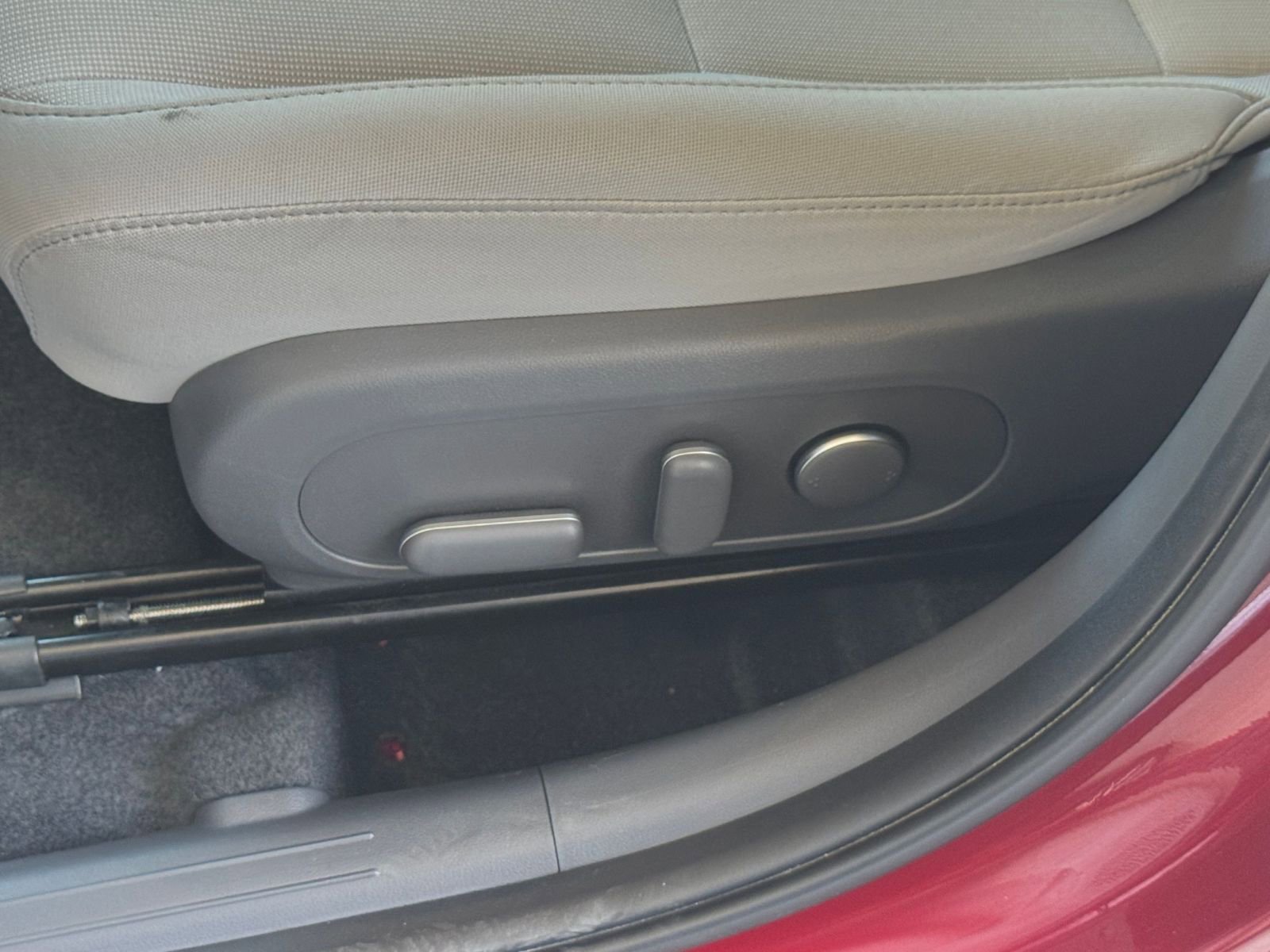 Used 2025 Hyundai Kona SEL image 22