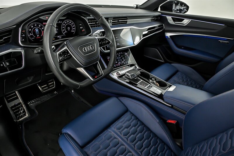Used 2024 Audi RS 6 performance AWD/4WD image 18