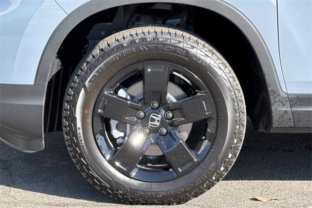 New 2026 Honda Ridgeline Black Edition image 33