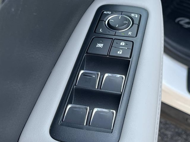 Used 2018 Lexus RX 350L FWD image 31