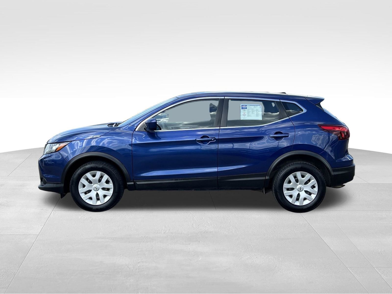 Used 2019 Nissan Rogue Sport S AWD/4WD image 4