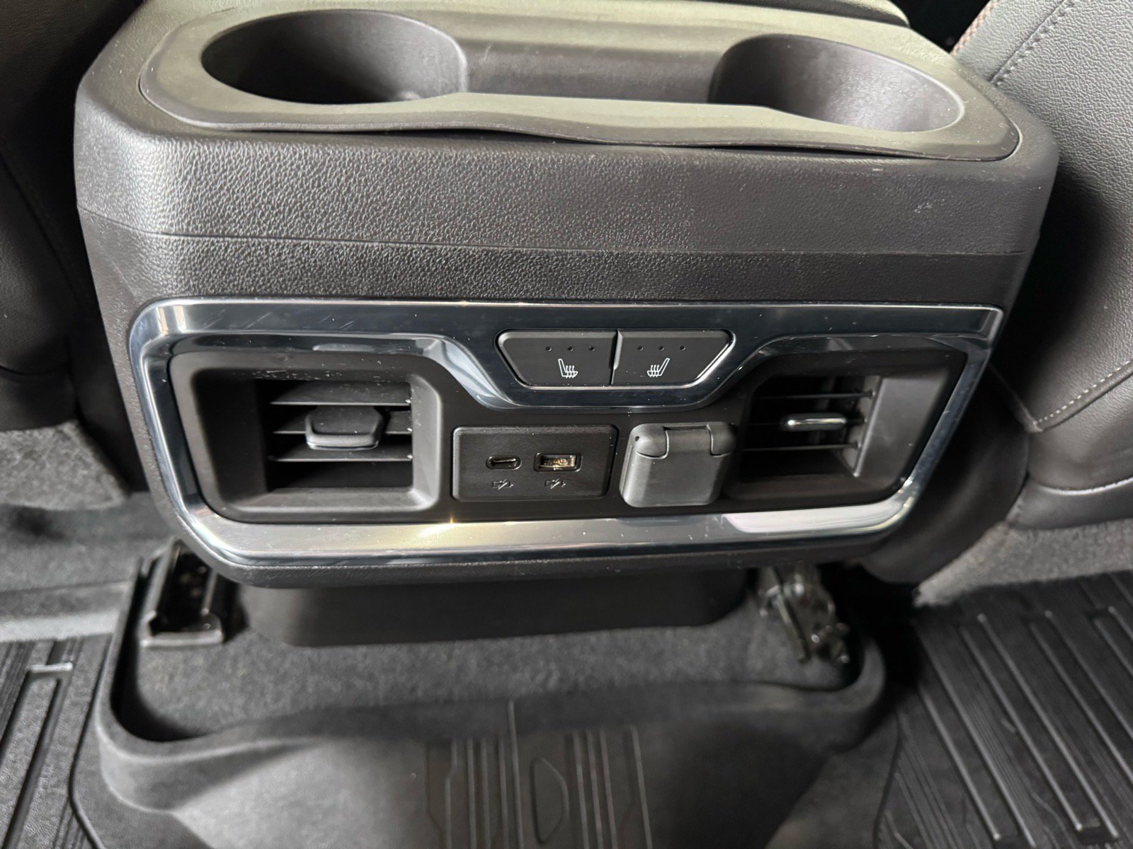 Used 2019 GMC Sierra 1500 AT4 w/ AT4 Premium Package AWD/4WD image 16