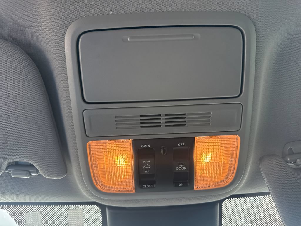 Used 2022 Honda Odyssey EX-L image 27