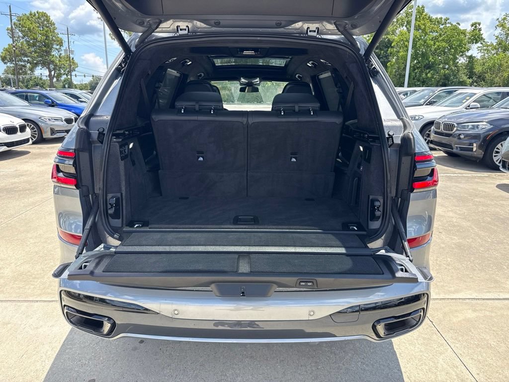 Certified 2025 BMW X7 xDrive40i w/ Executive Package AWD/4WD image 34