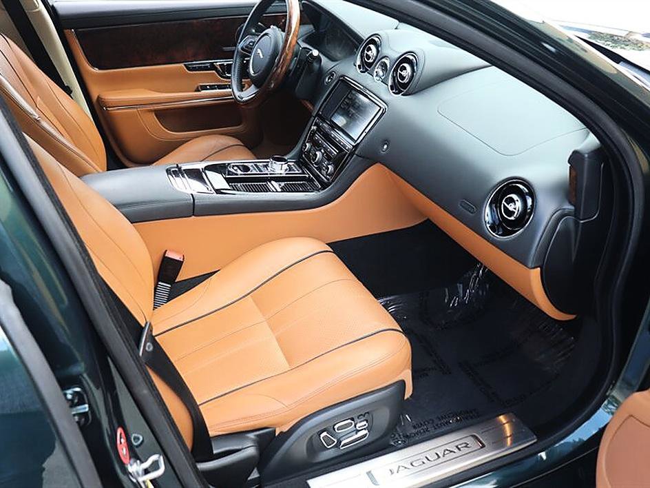 Used 2015 Jaguar XJ L Portfolio AWD/4WD image 15
