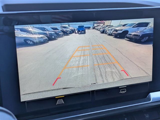 Used 2023 Chevrolet Silverado 1500 LT w/ Protection Package AWD/4WD image 16